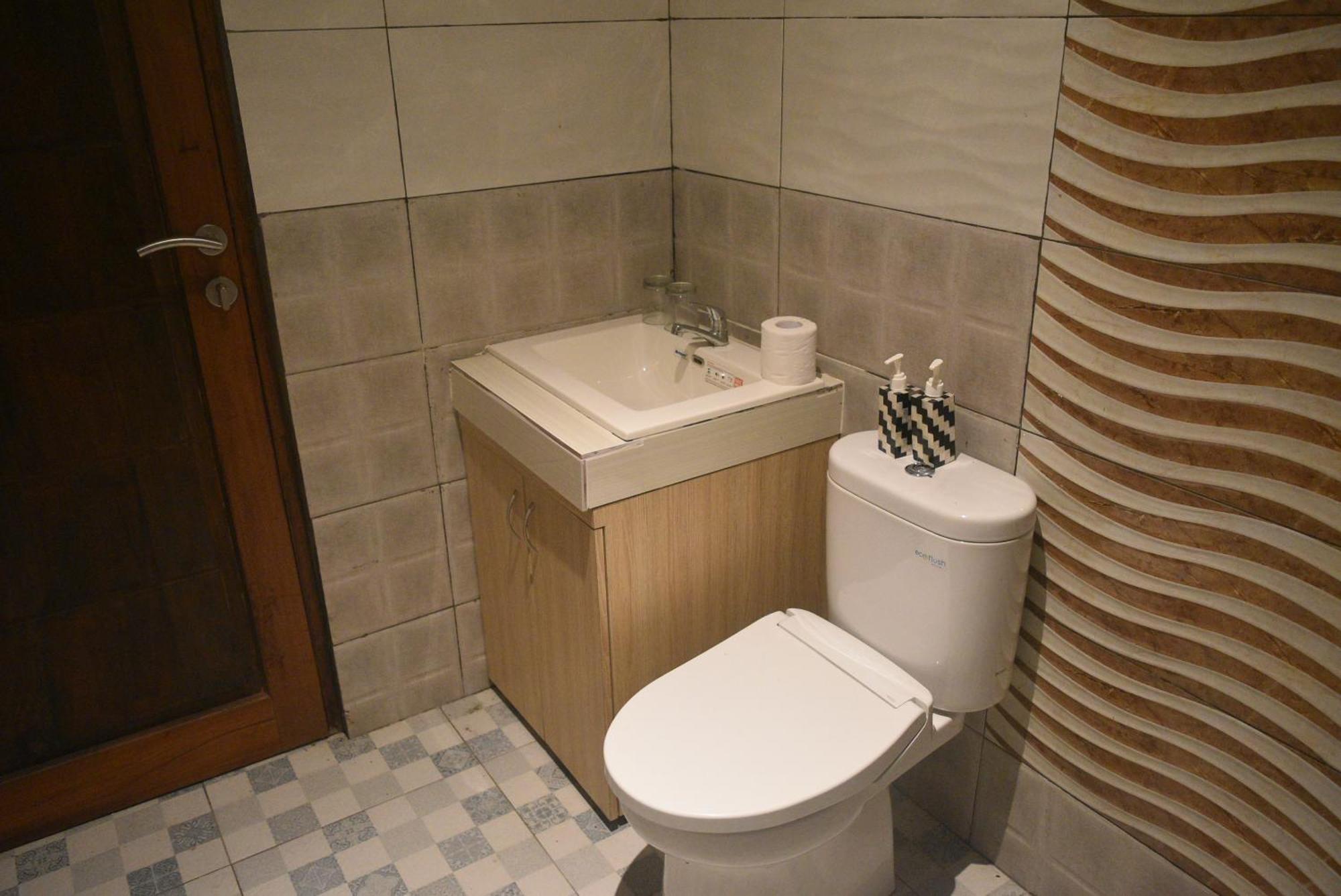 Ketut Joglo Guest House Νούσα Ντούα Εξωτερικό φωτογραφία